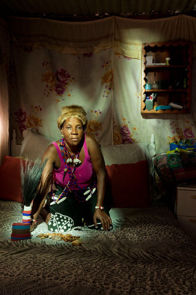 41 Sangoma Nyoni Tsanga, Hout Bay